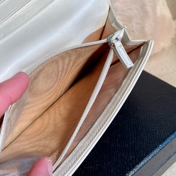 PRADA ❤️💛 nylon and white leather WOC wallet with unbranded insert and chain - Picture 12 of 16